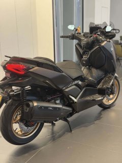 Yamaha XMAX 300 cc - ფოტო 5