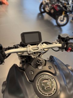 Honda CB1000R - ფოტო 6