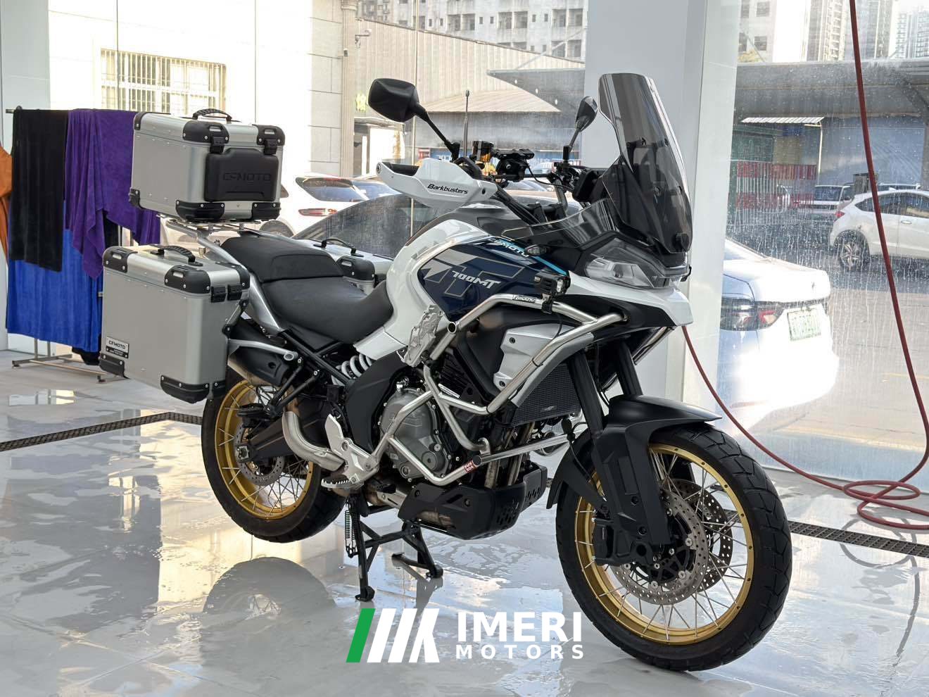2025 CFMOTO 700MT