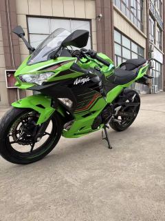 Kawasaki Ninja 400 - ფოტო 3