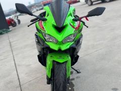 Kawasaki ZX-4R 400 cc - photo 2