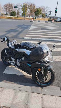 CFMOTO 675SR-R - photo 1