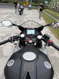 Benelli Tornado 302R 300 cc - photo 4