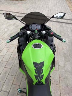 Kawasaki Ninja 400 - ფოტო 4