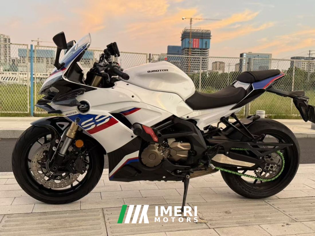 QJMOTOR Sai 600 - motorcycle from China