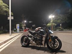Ducati Street Fighter V4 1100 cc - photo 1