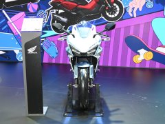 Honda CBR400R - ფოტო 11