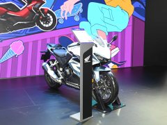 Honda CBR400R - ფოტო 12