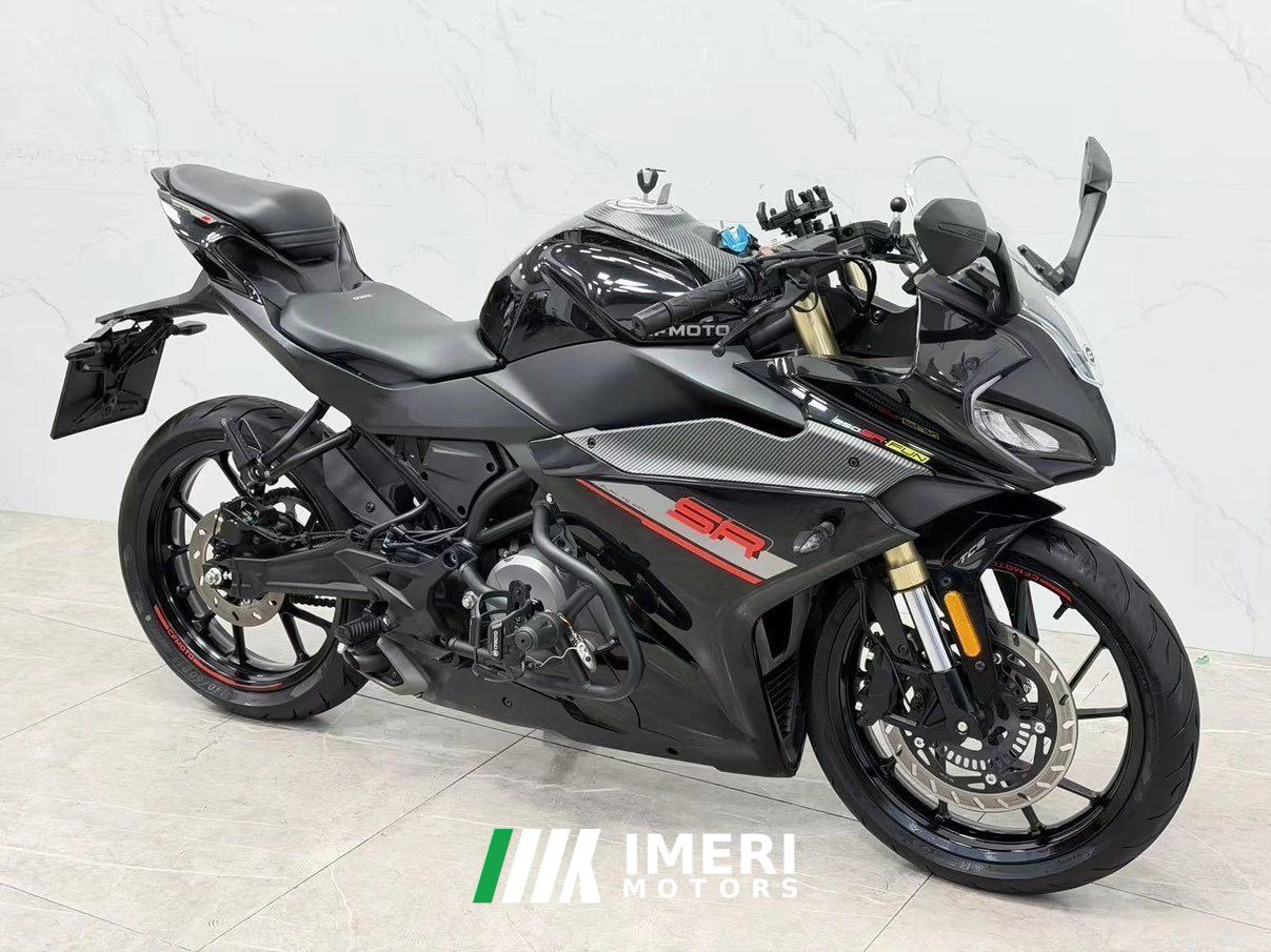 2023 CFMOTO 250SR