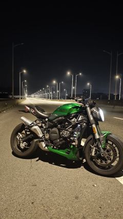 Benelli 752S 750 cc - ფოტო 1
