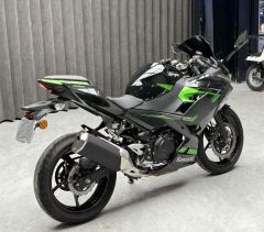 Kawasaki Ninja 400 - ფოტო 4