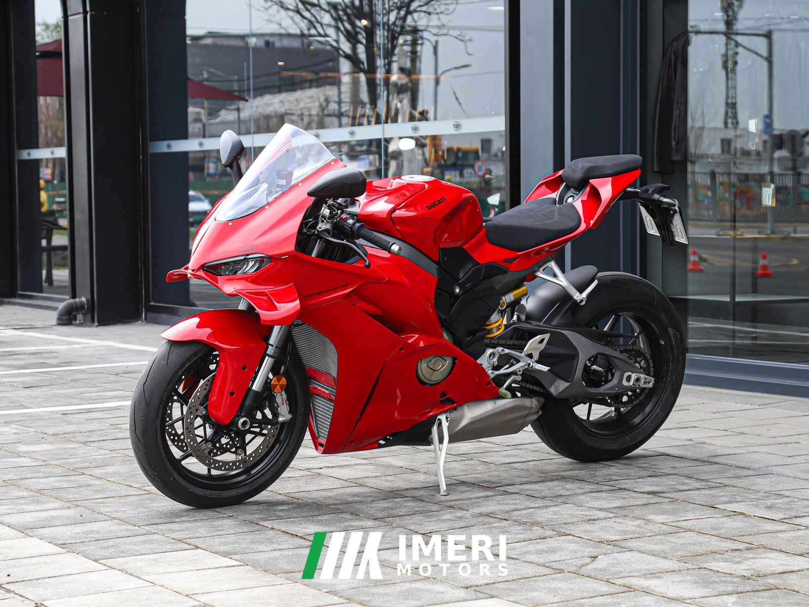 2025 Ducati Panigale V4 1100 cc