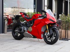 Ducati Panigale V4 1100 cc - ფოტო 12