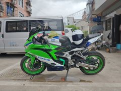 Kawasaki ZX-4R 400 cc - photo 2