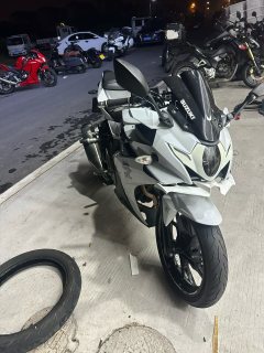 Haojue Suzuki GSX250R - photo 2