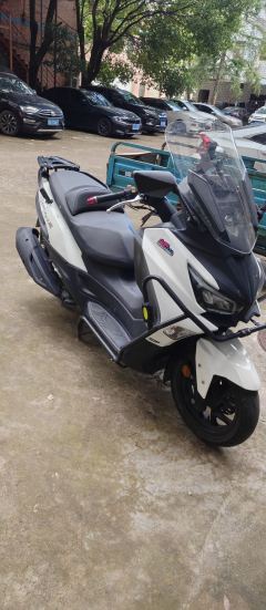 SYM Joymax Z 300 - ფოტო 3