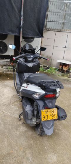 SYM Joymax Z 300 - ფოტო 8