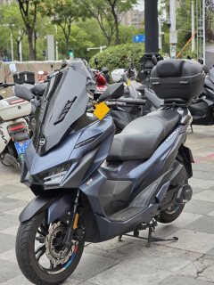 SYM Cruisym 150X - фото 2
