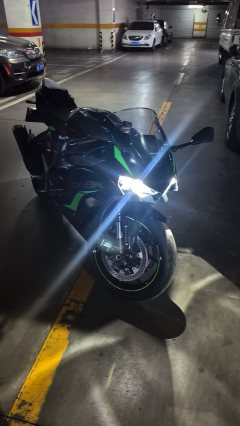 Kawasaki Ninja ZX-6R 650 cc - фото 4