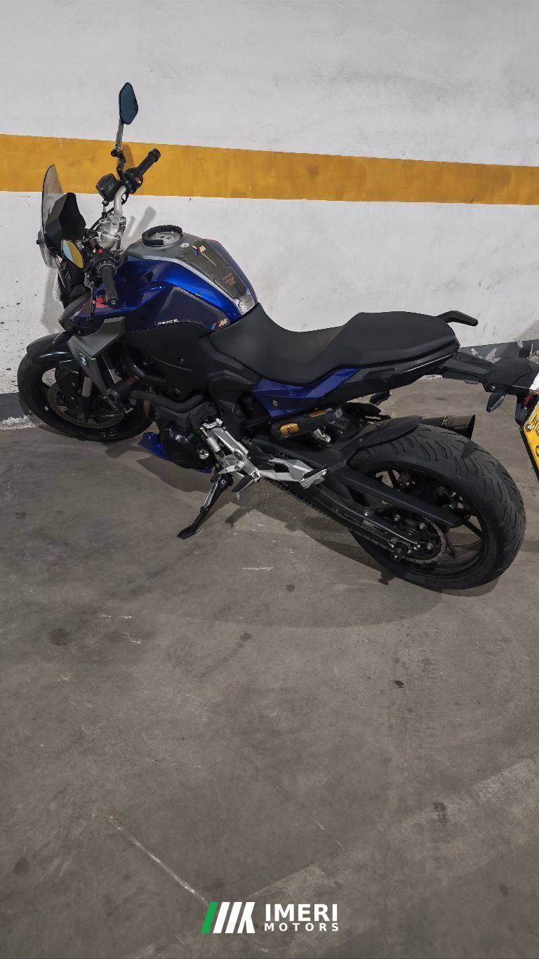 2021 BMW F 900 R