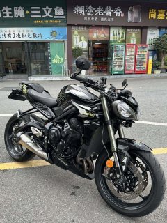 Triumph Street Triple 765 - фото 1