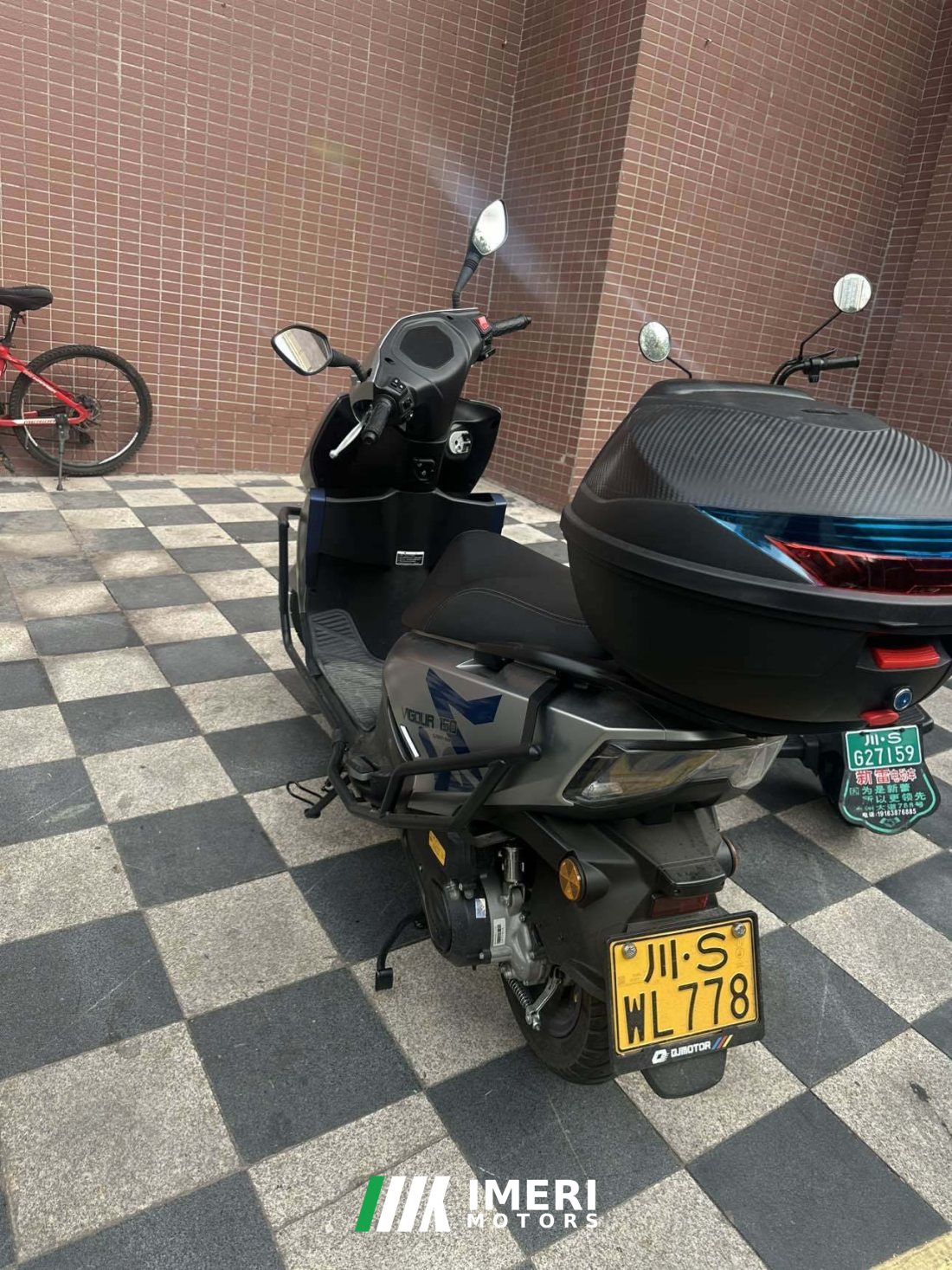 QJMOTOR 150 - motorcycle from China