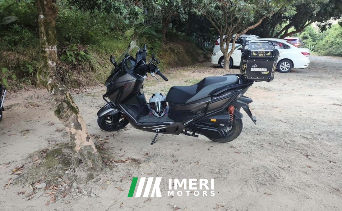 QJMOTOR Hong 250 - motorcycle from China