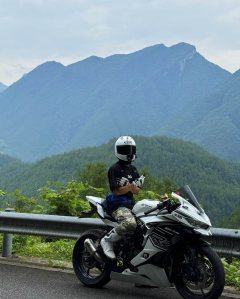 Kawasaki ZX-4R 400 cc - фото 1