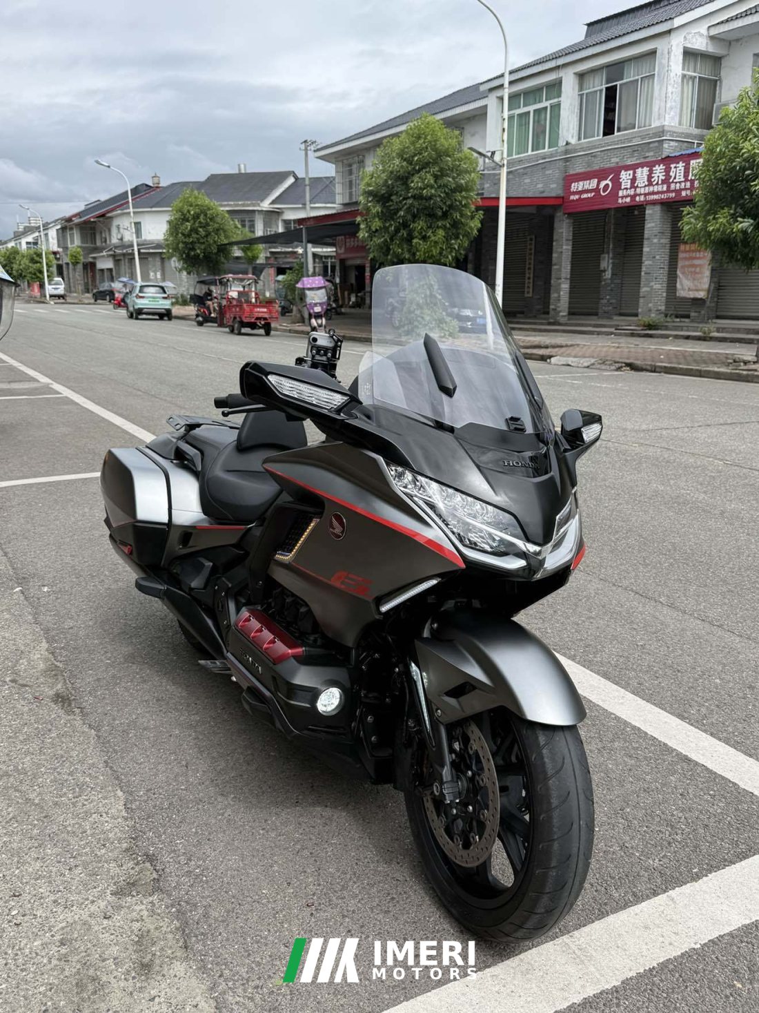 Honda Gold Wing GL1800 - მოტოციკლი ჩინეთიდან