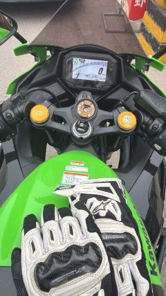Kawasaki ZX-4R 400 cc - ფოტო 1