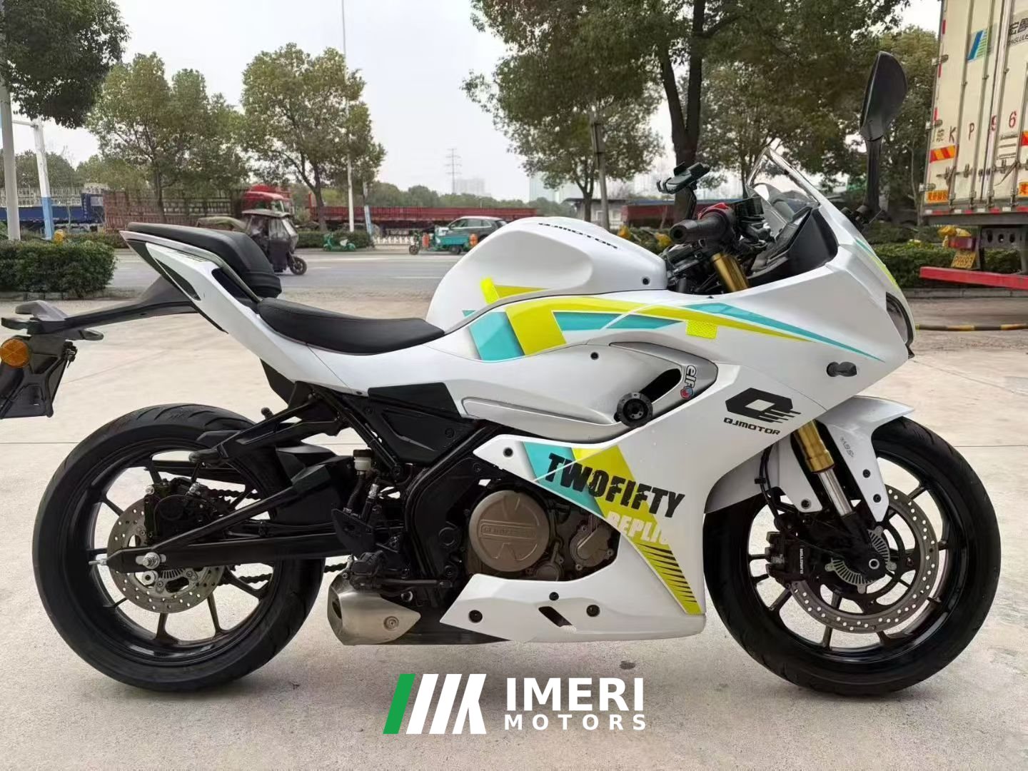 2022 QJMOTOR SRK 250
