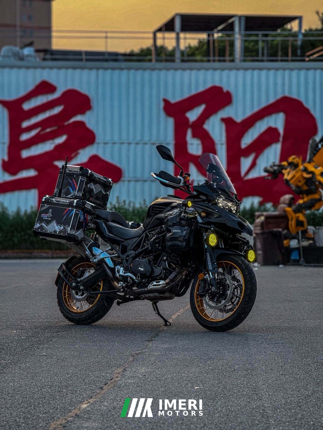Benelli TRK552 550 cc - მოტოციკლი ჩინეთიდან