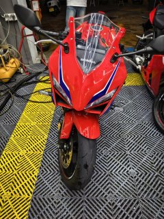 Honda CBR650R - photo 7