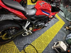 Honda CBR650R - photo 8