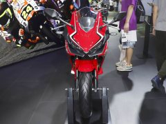 Honda CBR500R - ფოტო 8