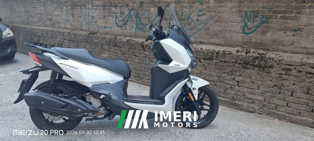 SYM Joymax F 300 - მოტოციკლი ჩინეთიდან