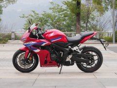 Honda CBR650R - ფოტო 4