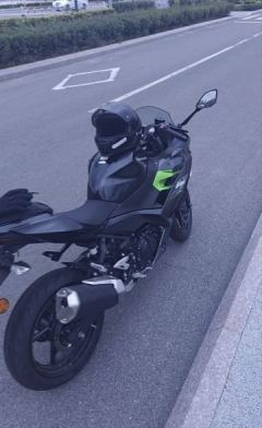 Kawasaki Ninja 400 - photo 3