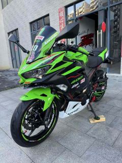 Kawasaki Ninja 400 - ფოტო 1
