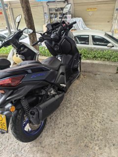 Yamaha XMAX 300 cc - photo 2