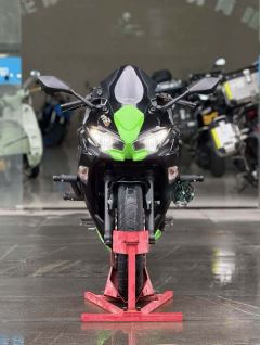 Kawasaki Ninja 650 - ფოტო 2