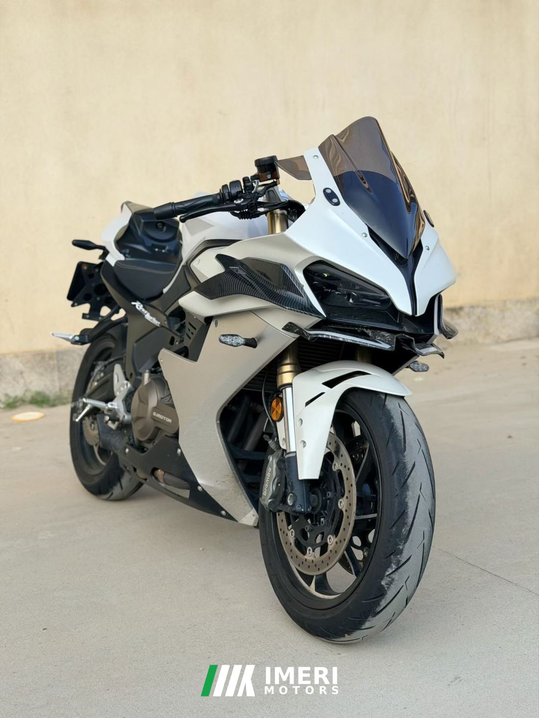 QJMOTOR Roewe i5 550 / Sai 550 *(Context-dependent, usually referring to the motorcycle "Sai 550" or Roewe car v - motorcycl…