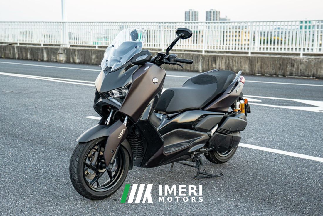 Yamaha XMAX 300 cc - motorcycle from China