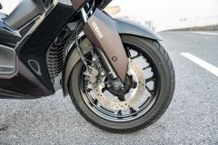 Yamaha XMAX 300 cc - photo 11