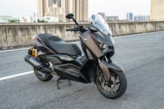 Yamaha XMAX 300 cc - photo 4