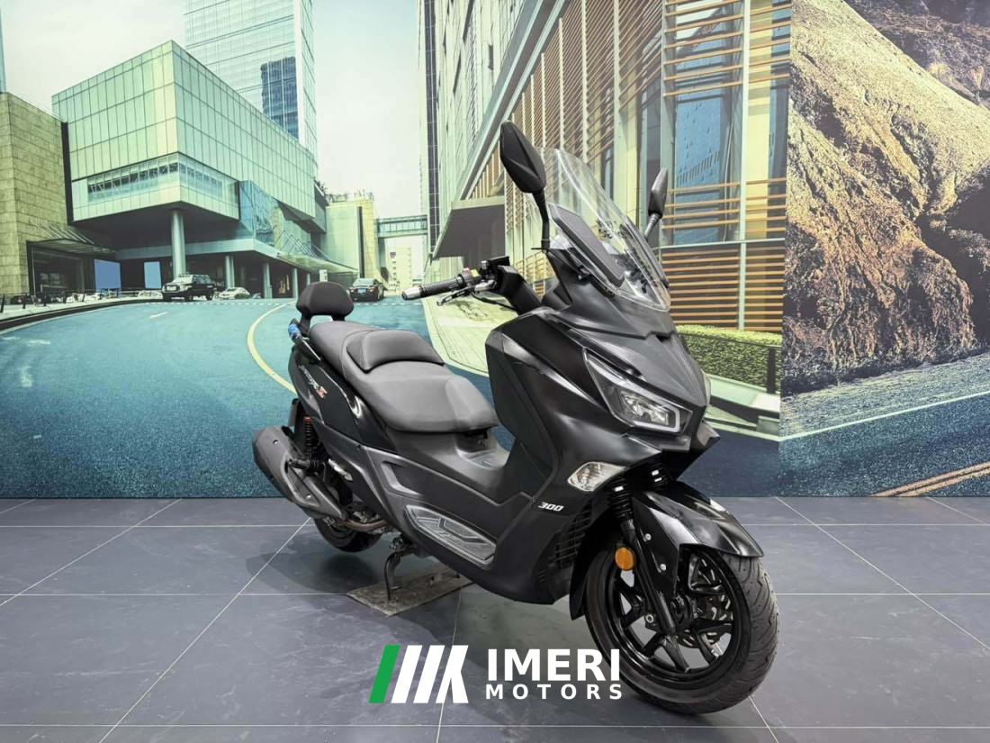 SYM Joymax Z 300 - მოტოციკლი ჩინეთიდან