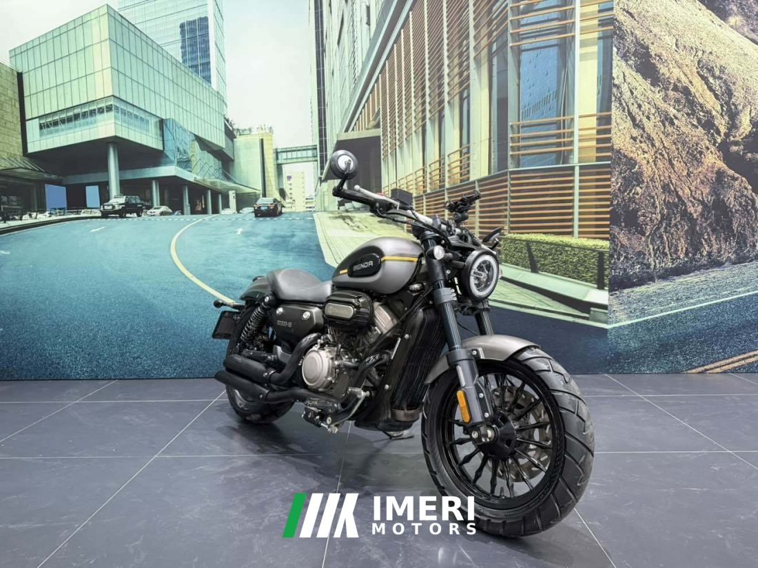 Benda Challenger 300 - motorcycle from China