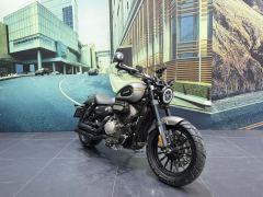 Benda Challenger 300 - photo 1