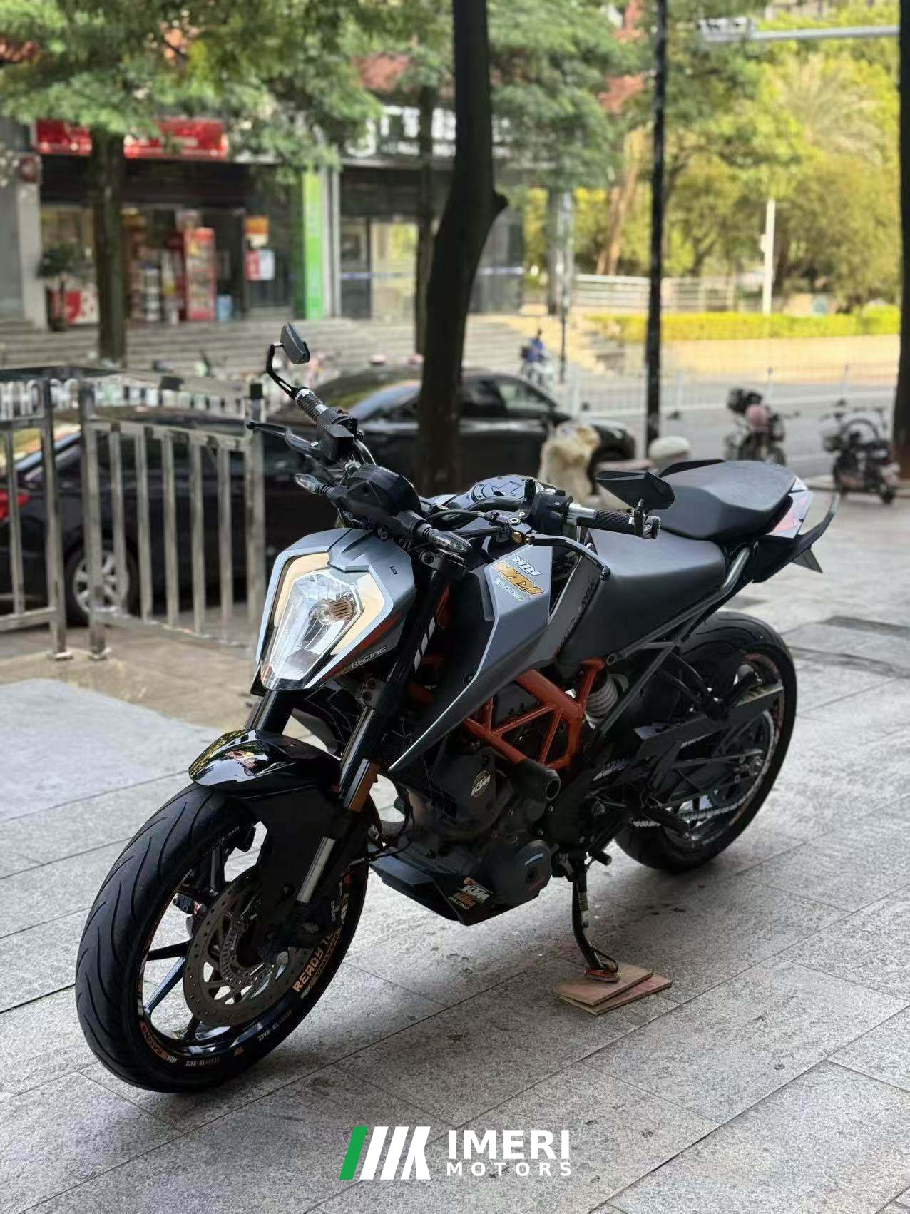 2021 KTMR2R 250 Duke