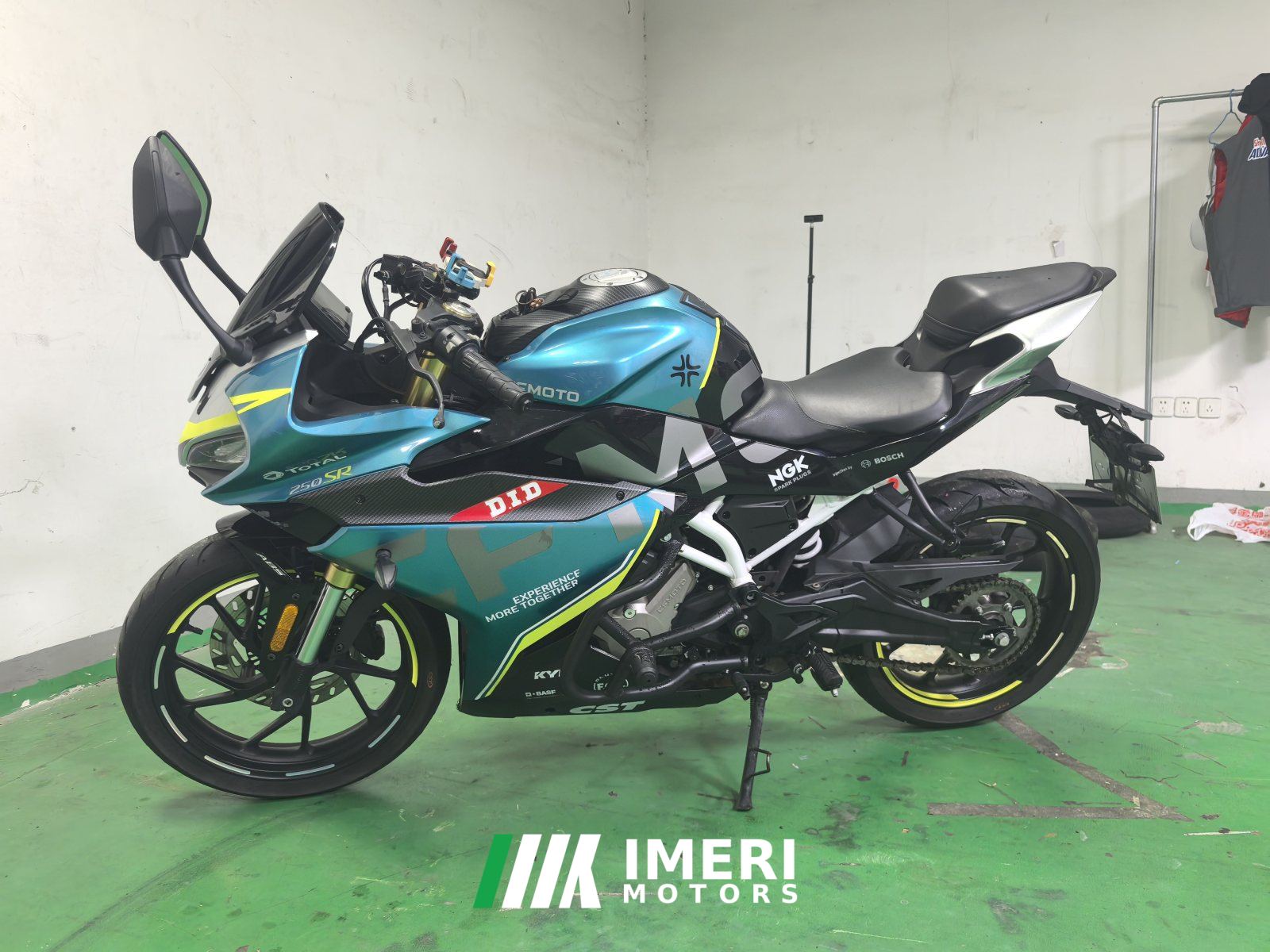 2021 CFMOTO 250SR